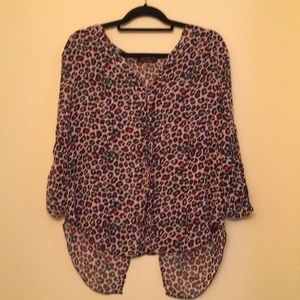 Ladies Medium Shear Hi-Lo Blouse